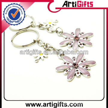 Beautiful design promotional flower metal keychain